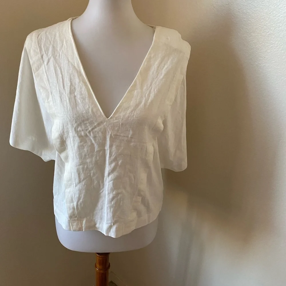 Zara Women’s Top Size Small White Linen Blend V Neck Short Sleeve Blouse Popover